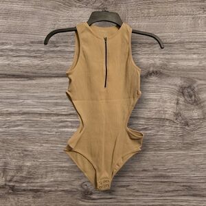 Uniik Stuff Women’s Ribbed Bodysuit Side Out